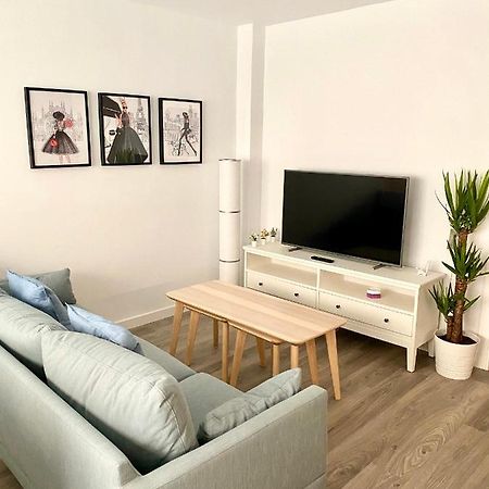 Nuevo Apartamento Conil WIFI y AIRE AC SOLO PAREJAS O FAMILIAS Conil De La Frontera Exterior foto