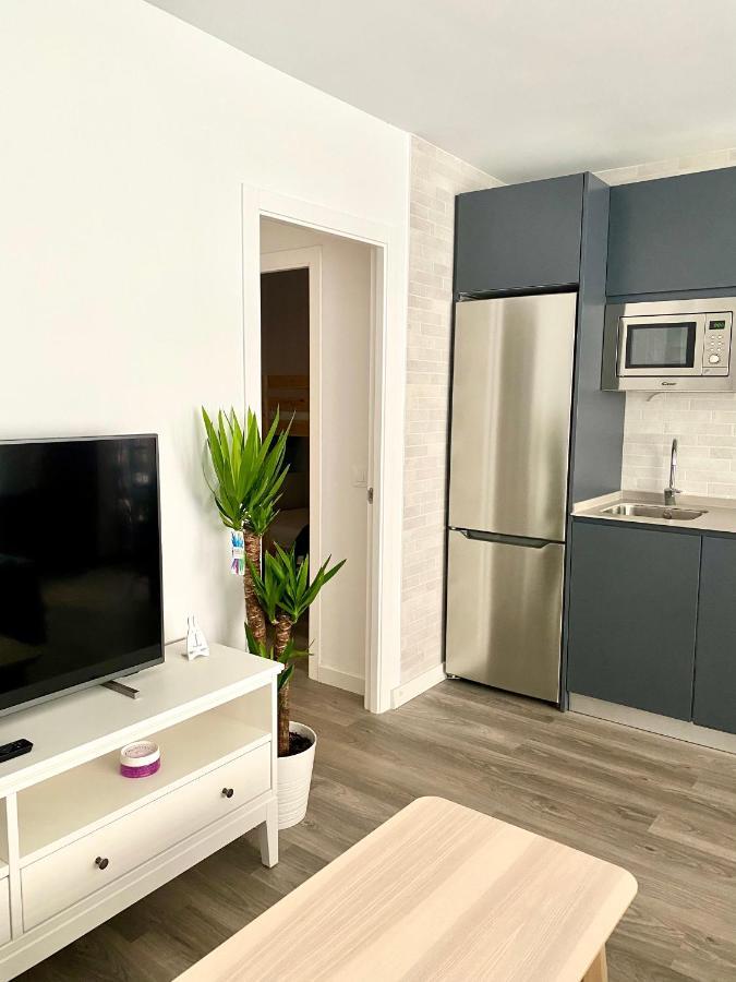 Nuevo Apartamento Conil WIFI y AIRE AC SOLO PAREJAS O FAMILIAS Conil De La Frontera Exterior foto