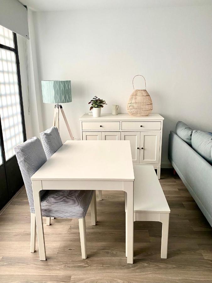 Nuevo Apartamento Conil WIFI y AIRE AC SOLO PAREJAS O FAMILIAS Conil De La Frontera Exterior foto